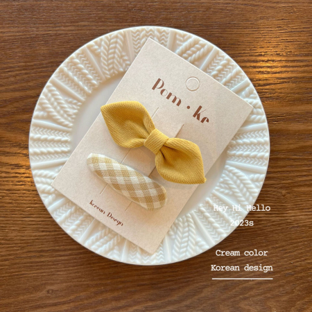 Заколки, горчичный бантик 2шт