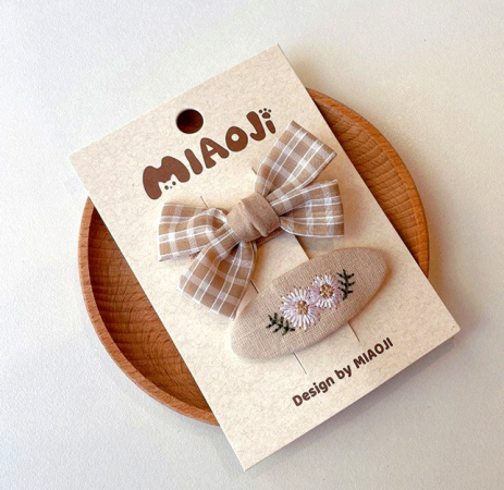 Заколки Miaoji, бежевые , вышивка (2 шт)