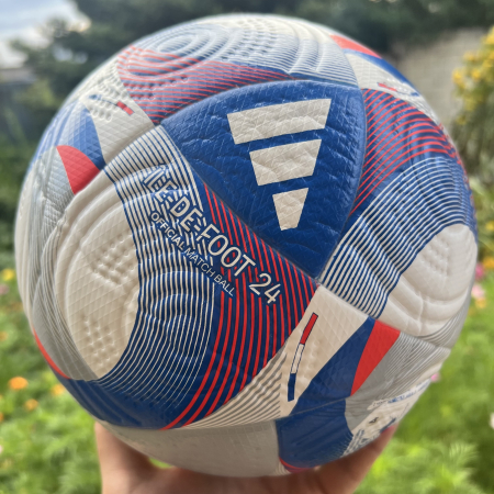 Футбольный мяч 5ка ILE-DE-FOOT 24 люкс копия